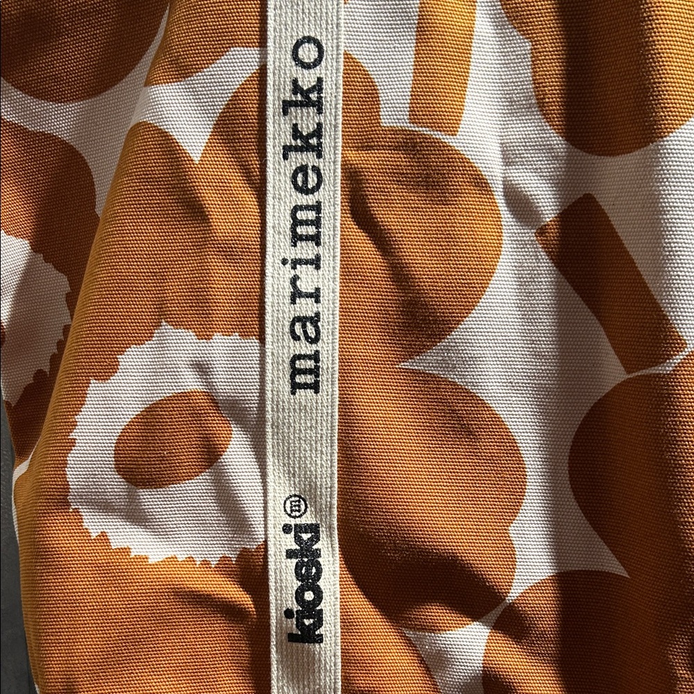Marimekko Carrier Big Unikko Tote - Picture 5 of 6